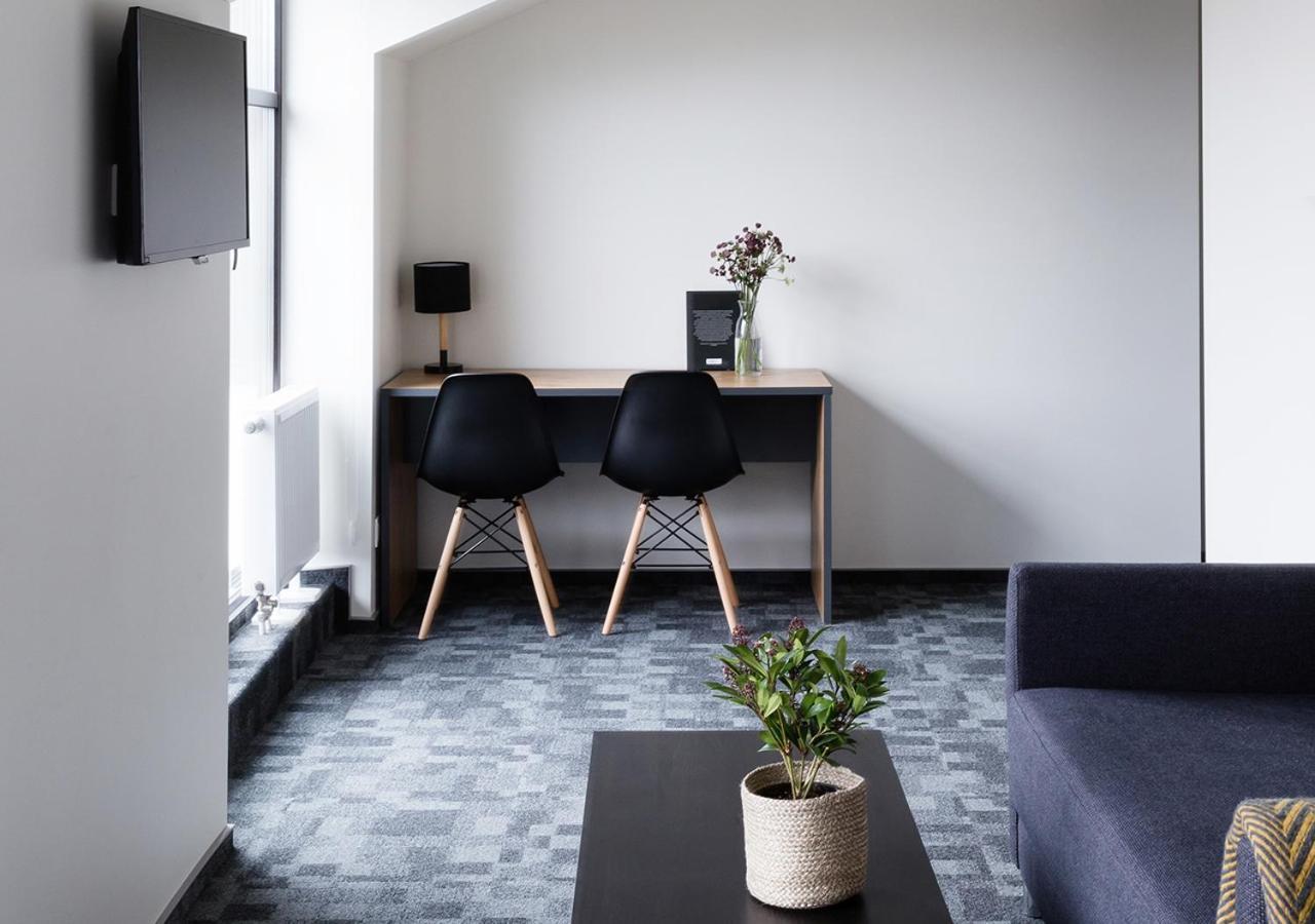 Self Check-In Hotel Railway Apartments فيلنيوس الغرفة الصورة